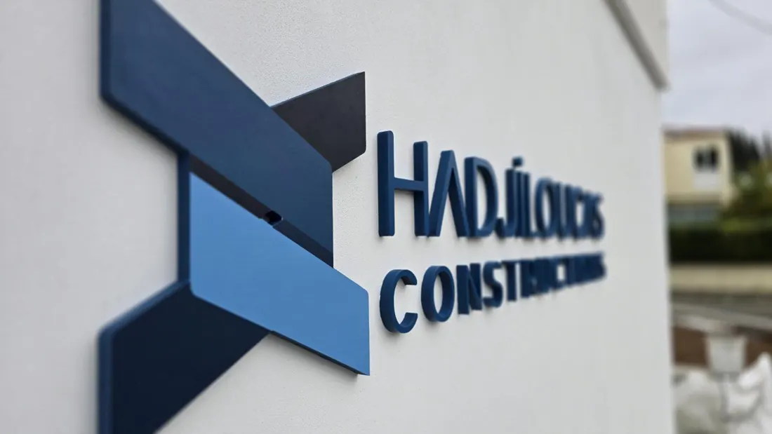 Dimensional lettering produced by SIGNPRO